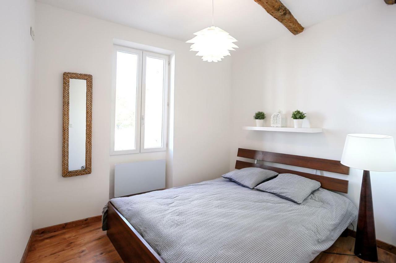 Gregbnb - T2 Cosy Et Design - Parking Inclus - Wifi - 15Min Gare Toulon Eksteriør bilde