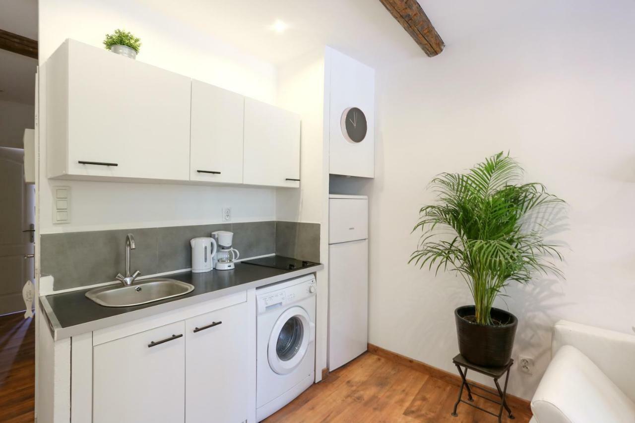 Gregbnb - T2 Cosy Et Design - Parking Inclus - Wifi - 15Min Gare Toulon Eksteriør bilde